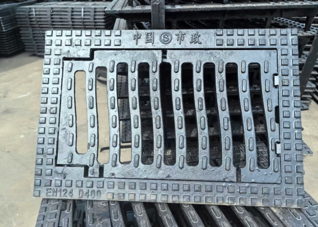 翁田镇球墨铸铁市政雨水篦子展示